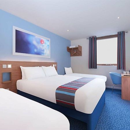 Travelodge London City Airport Exterior photo