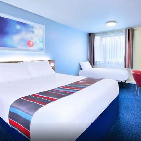 Travelodge London City Airport Exterior photo