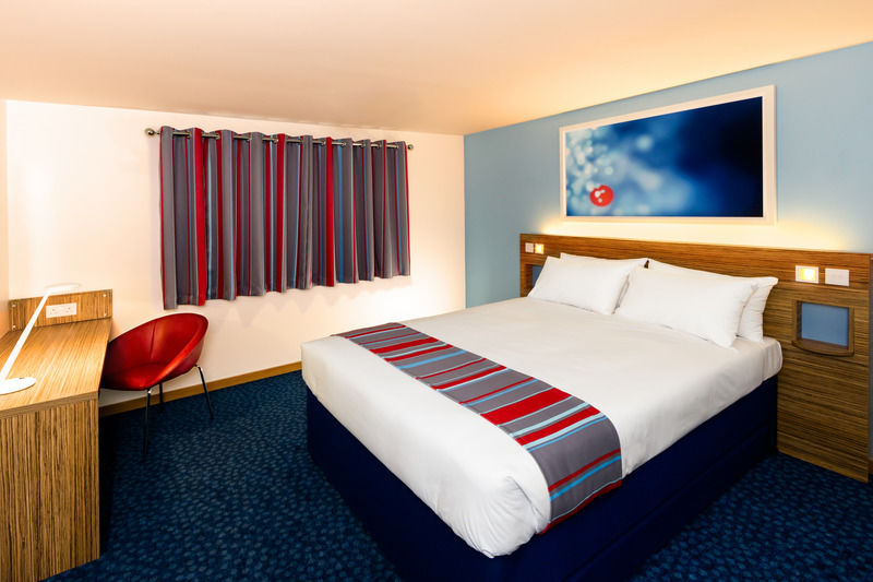 Travelodge London City Airport Exterior photo